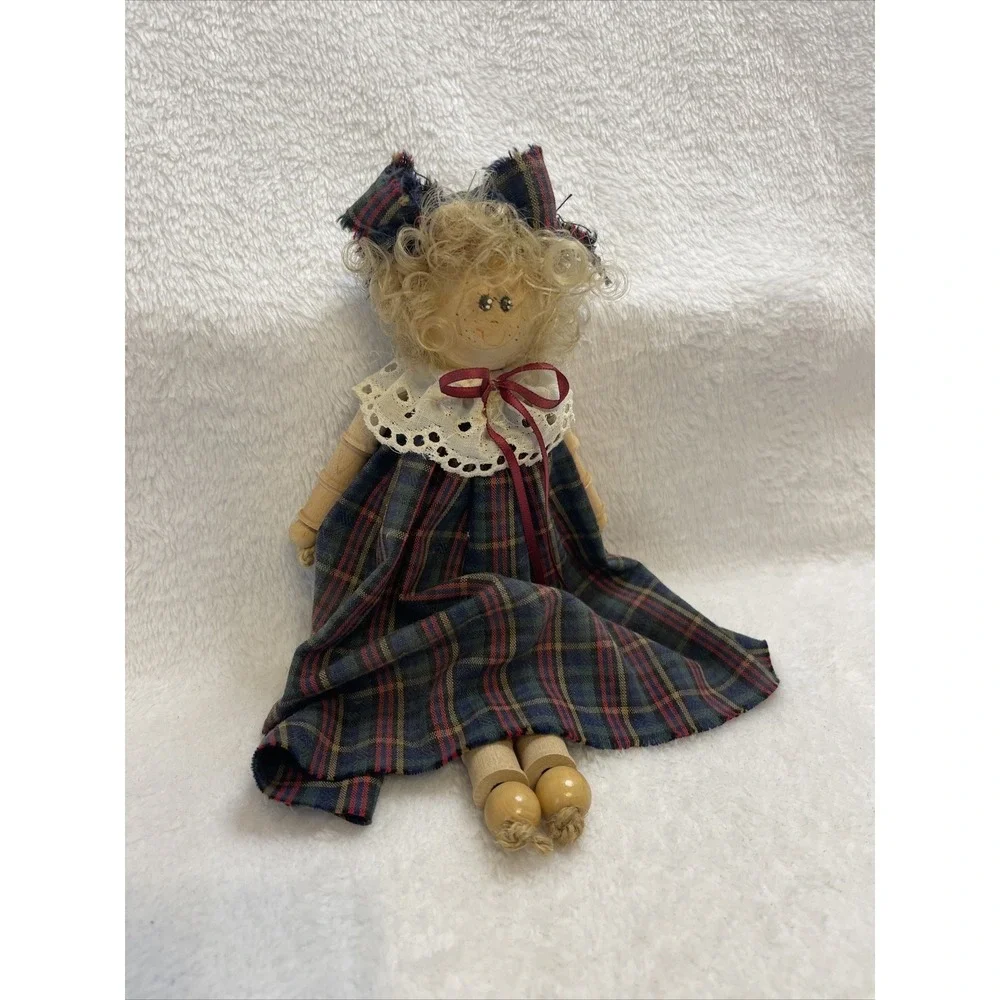 Vintage Wooden Peg Doll Folk Art‎ Plaid Dress Decorative Handmade Figure